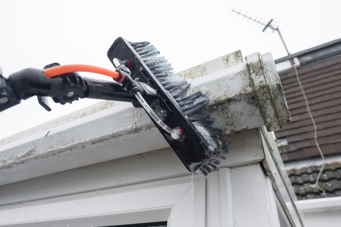 gutter cleaning service
